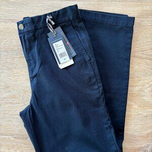 NWT Boys Vineyard Vines Stretch Breaker Pants-16